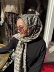 mk yerli yün ipek ekru siyah